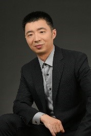 王